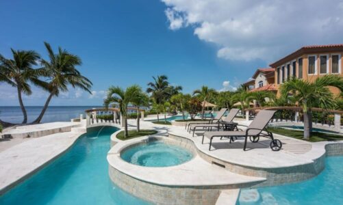 Plan Your Belize Vacation: Book Luxury Beachfront Villas Today